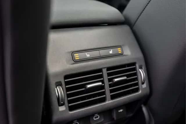 Land Rover Discovery Sport (2025) thumbnail 10