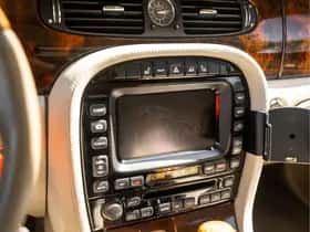 Jaguar XJ (2003) thumbnail 20