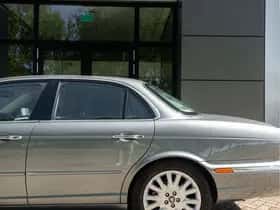 Jaguar XJ (2003) thumbnail 24