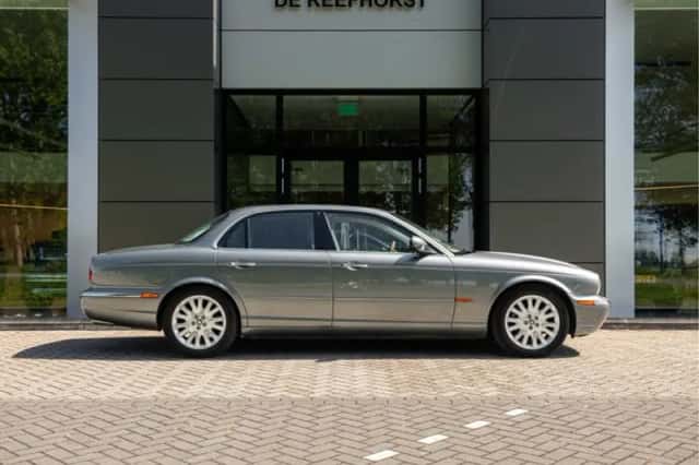 Jaguar XJ (2003) thumbnail 28
