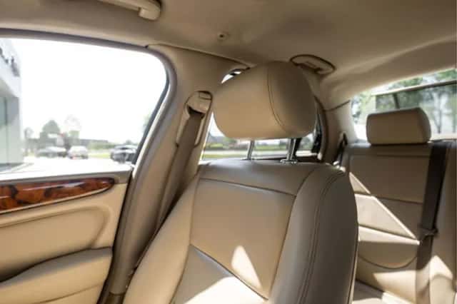 Jaguar XJ (2003) thumbnail 30