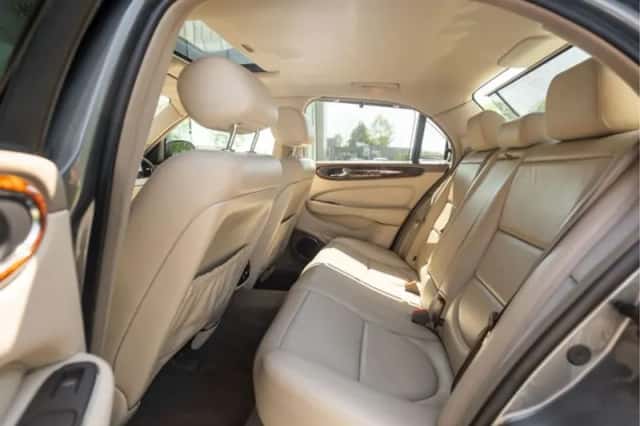 Jaguar XJ (2003) thumbnail 32