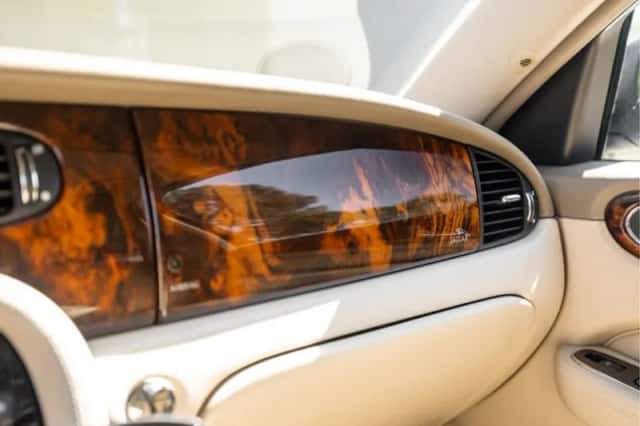 Jaguar XJ (2003) thumbnail 36