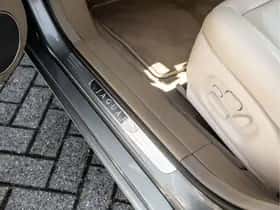 Jaguar XJ (2003) thumbnail 8