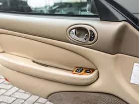 Jaguar XK8 (1998) thumbnail 12
