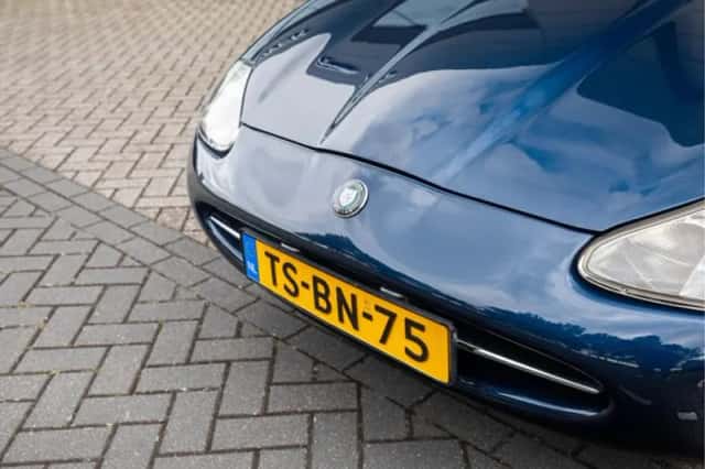 Jaguar XK8 (1998) thumbnail 18