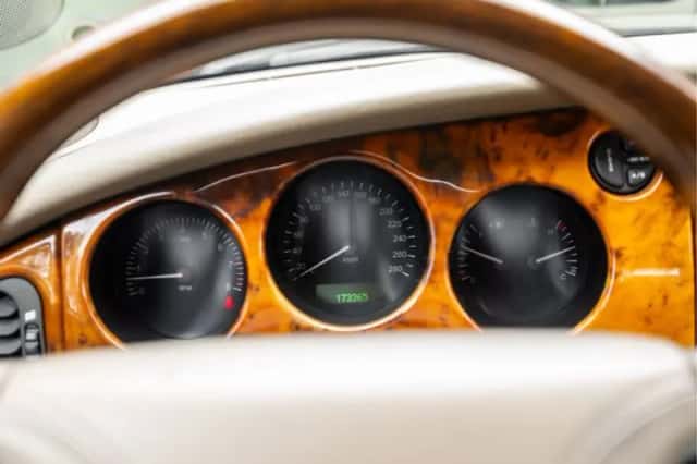 Jaguar XK8 (1998) thumbnail 19