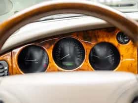 Jaguar XK8 (1998) thumbnail 19