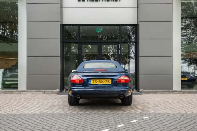 Jaguar XK8 (1998) thumbnail 28