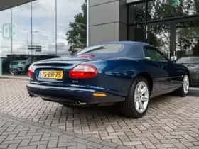 Jaguar XK8 (1998) thumbnail 4