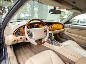 Jaguar XK8 (1998) thumbnail 6