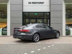 Jaguar XF (2021) thumbnail 2