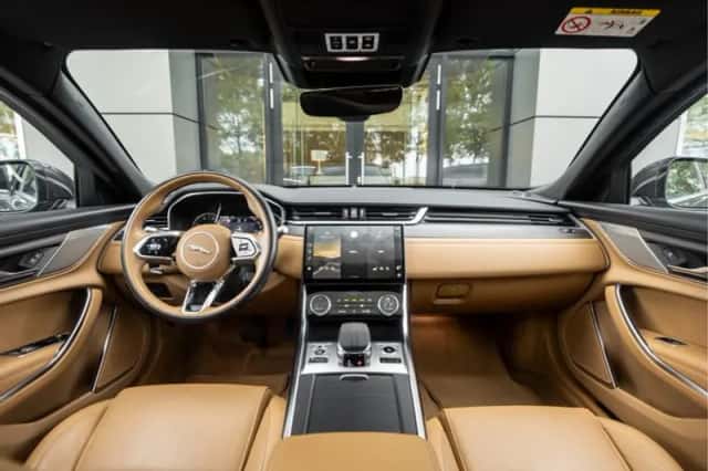 Jaguar XF (2021) thumbnail 17
