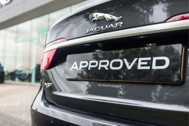Jaguar XF (2021) thumbnail 28