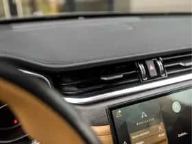 Jaguar XF (2021) thumbnail 36