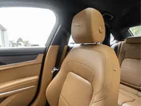 Jaguar XF (2021) thumbnail 45