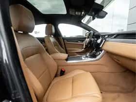 Jaguar XF (2021) thumbnail 47