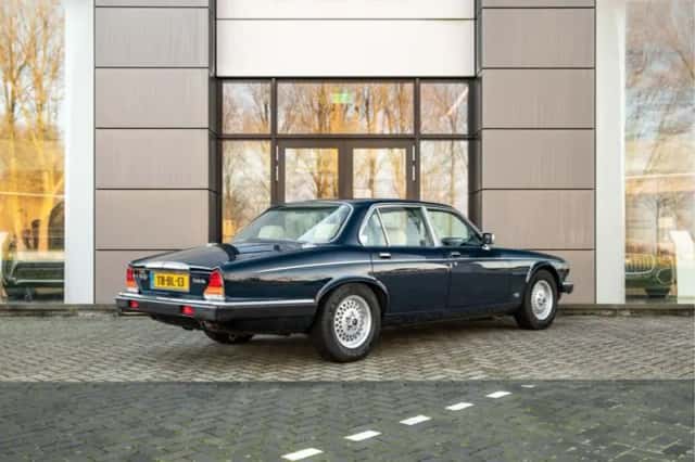 Daimler Double Six (1991) thumbnail 2