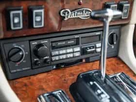 Daimler Double Six (1991) thumbnail 15