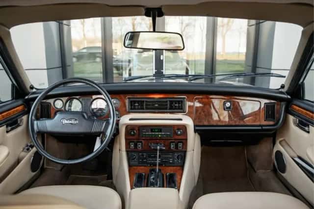 Daimler Double Six (1991) thumbnail 16