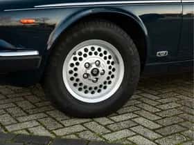 Daimler Double Six (1991) thumbnail 17
