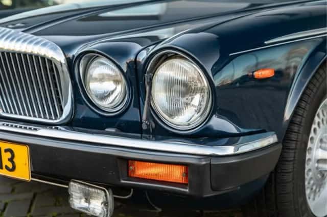Daimler Double Six (1991) thumbnail 21