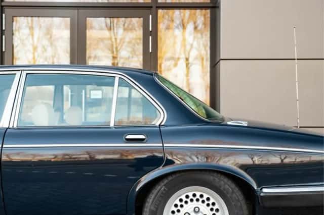 Daimler Double Six (1991) thumbnail 25