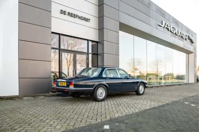 Daimler Double Six (1991) thumbnail 30