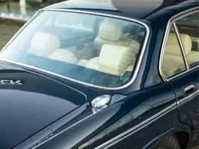 Daimler Double Six (1991) thumbnail 35