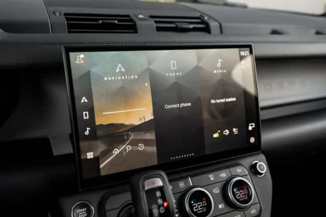 Land Rover Defender (2026) thumbnail 12