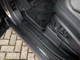 Land Rover Defender (2026) thumbnail 36