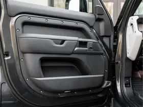 Land Rover Defender (2026) thumbnail 37