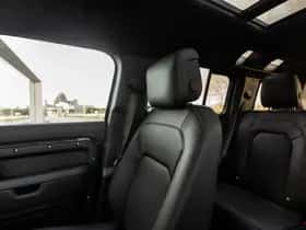 Land Rover Defender (2026) thumbnail 45