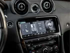 Jaguar XJ (2020) thumbnail 15
