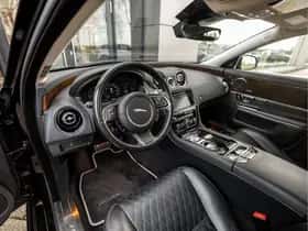 Jaguar XJ (2020) thumbnail 3
