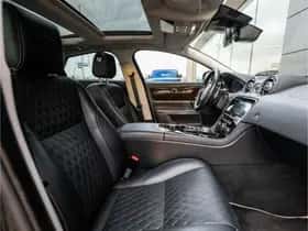 Jaguar XJ (2020) thumbnail 51
