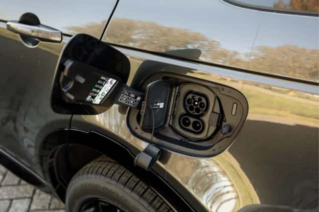 Land Rover Discovery Sport (2026) thumbnail 24