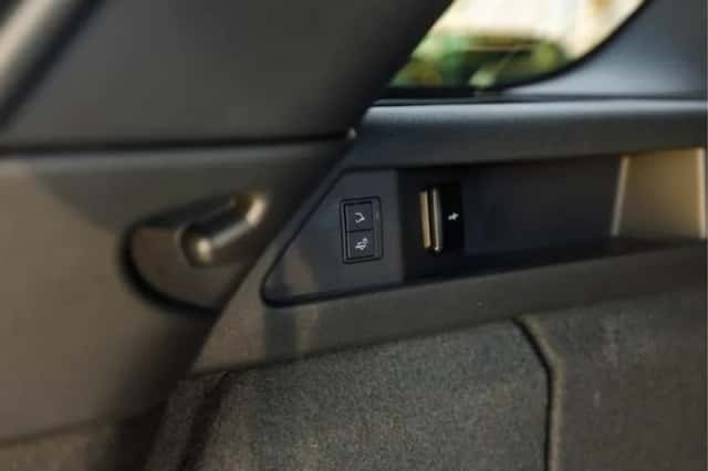 Land Rover Discovery Sport (2026) thumbnail 34
