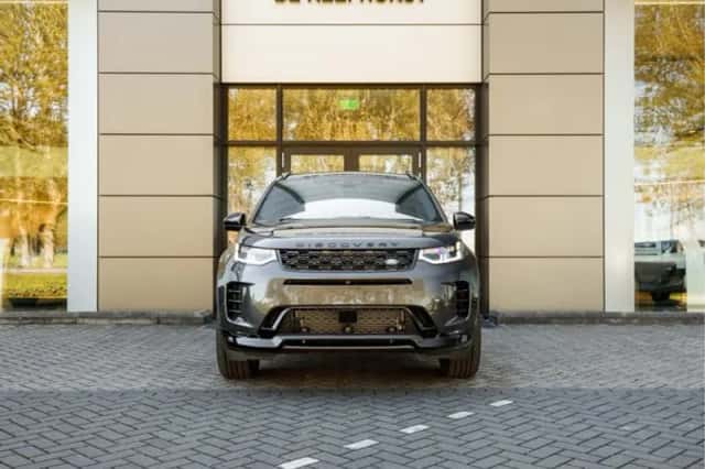 Land Rover Discovery Sport (2026) thumbnail 6