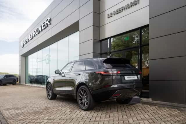Land Rover Range Rover Velar (2025) thumbnail 13