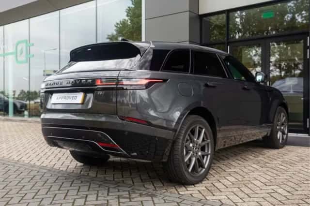 Land Rover Range Rover Velar (2025) thumbnail 3