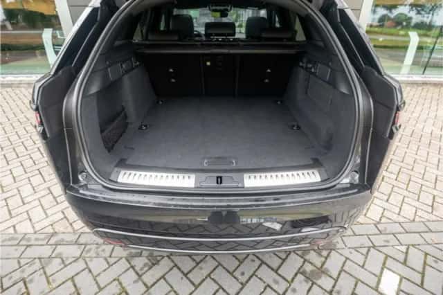 Land Rover Range Rover Velar (2025) thumbnail 30