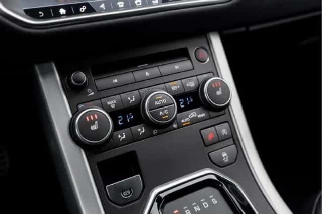 Land Rover Range Rover Evoque (2017) thumbnail 35