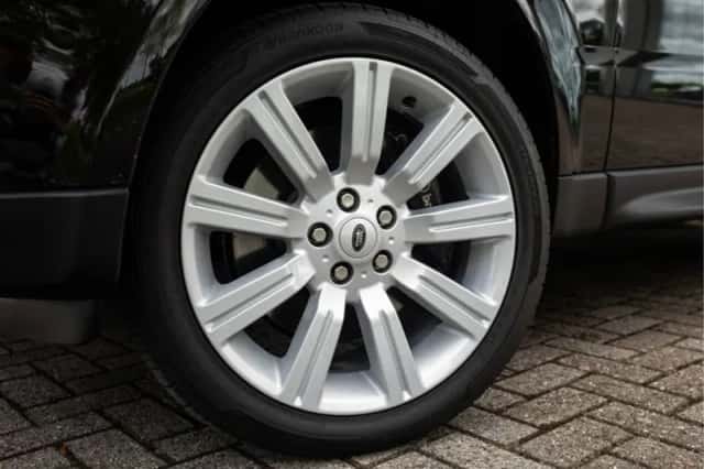 Land Rover Range Rover Sport (2006) thumbnail 2