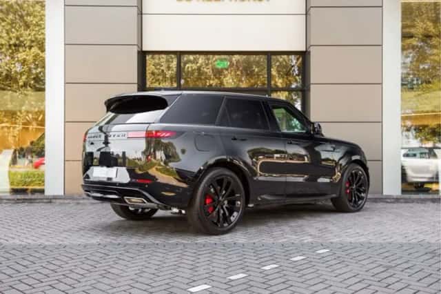 Land Rover Range Rover Sport (2026) thumbnail 2