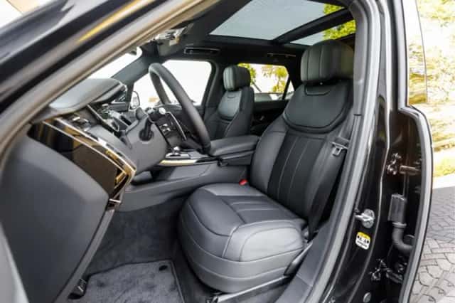 Land Rover Range Rover Sport (2026) thumbnail 4