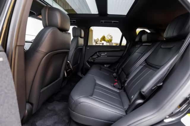 Land Rover Range Rover Sport (2026) thumbnail 5