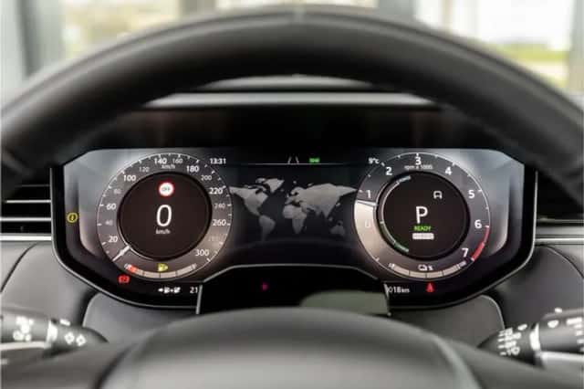 Land Rover Range Rover Sport (2025) thumbnail 11