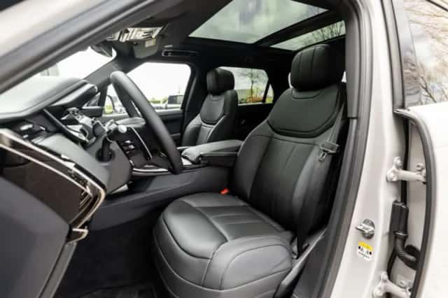 Land Rover Range Rover Sport (2025) thumbnail 4