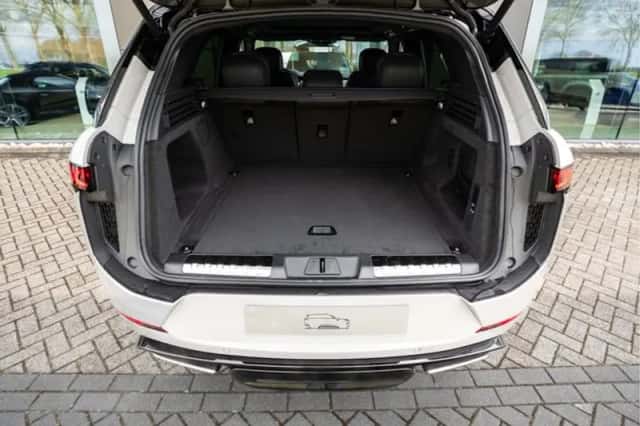 Land Rover Range Rover Sport (2025) thumbnail 34